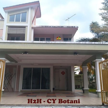 H2H - Cy Botani Vacation House Ipoh Esterno foto