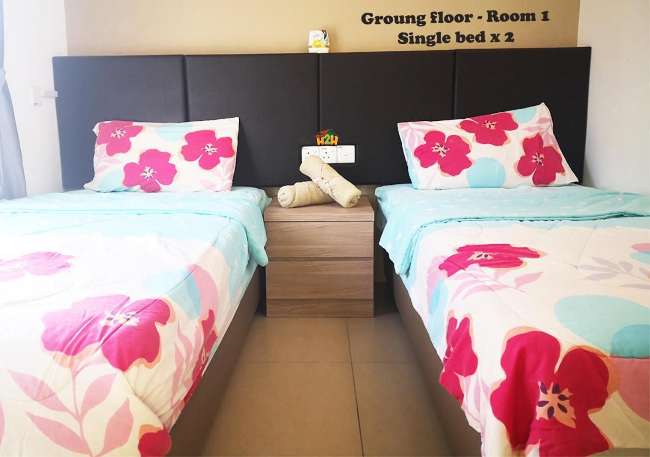 H2H - Cy Botani Vacation House Ipoh Esterno foto