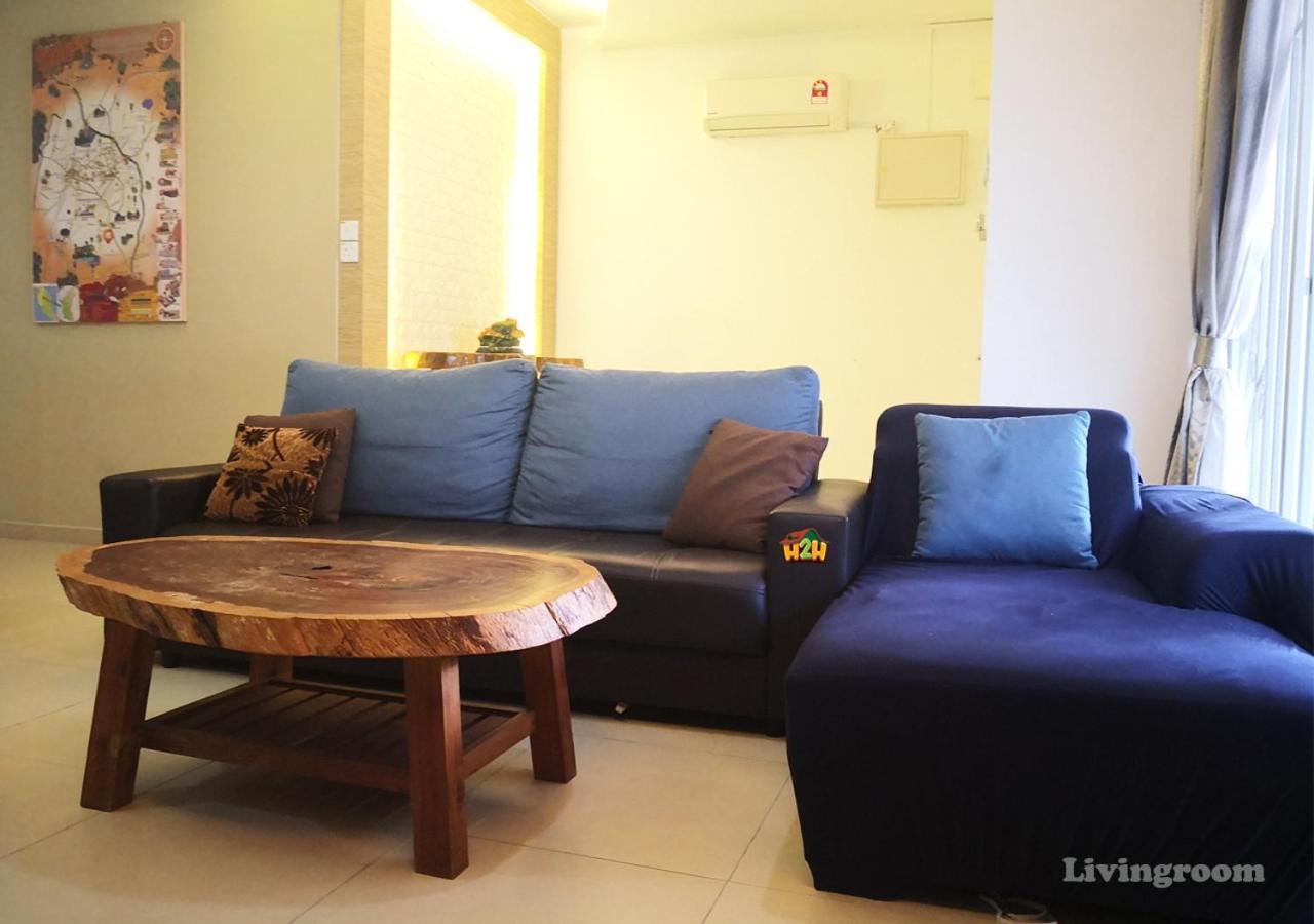 H2H - Cy Botani Vacation House Ipoh Esterno foto