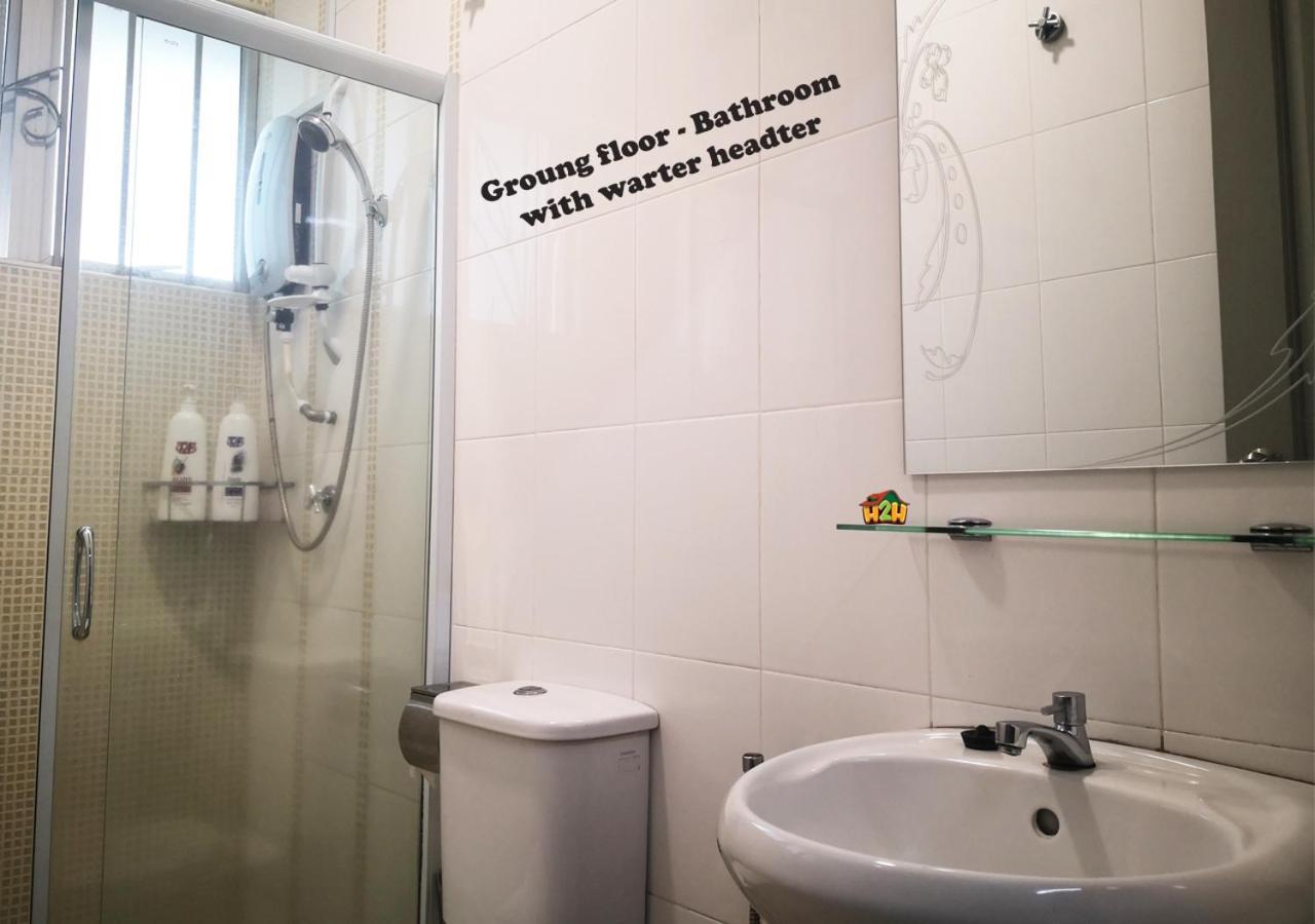 H2H - Cy Botani Vacation House Ipoh Esterno foto
