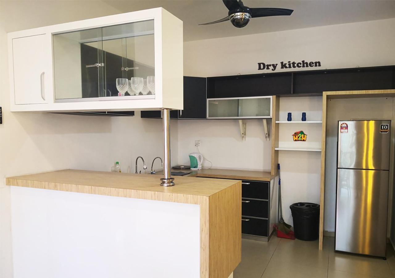 H2H - Cy Botani Vacation House Ipoh Esterno foto