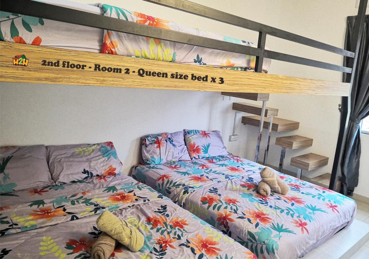 H2H - Cy Botani Vacation House Ipoh Esterno foto